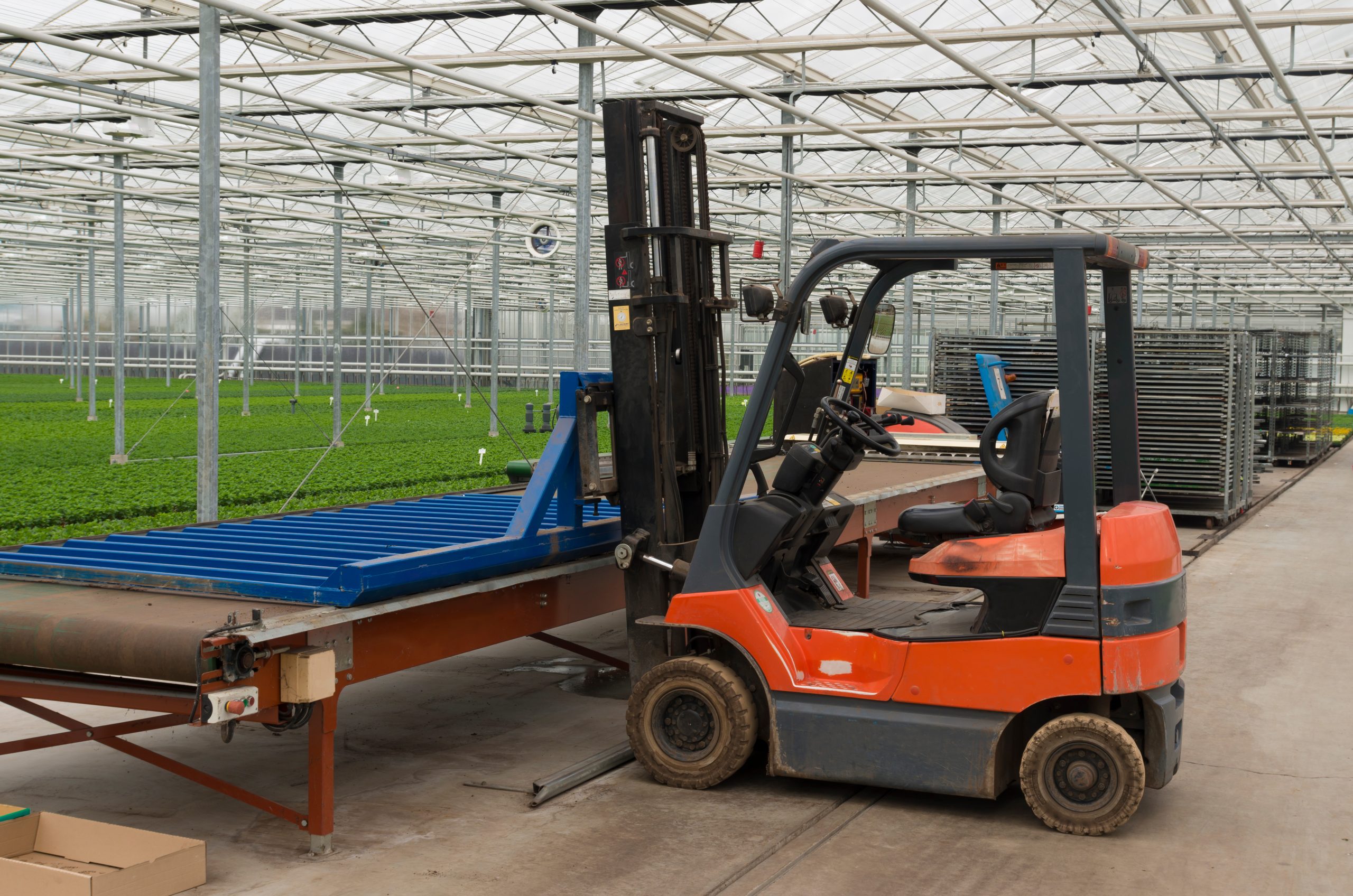 electric agriculture materials handling equipment